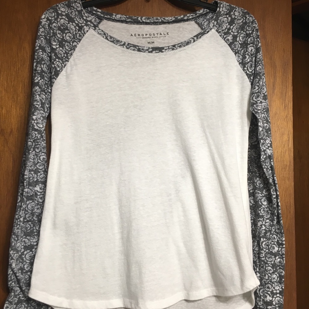Aeropostale Long Sleeve. Size medium